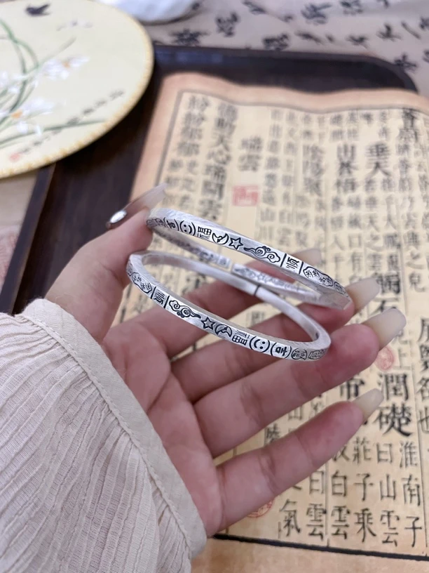 足银银制品 足银999.9吉言文字古法做旧时尚气质百搭个性纯银手镯