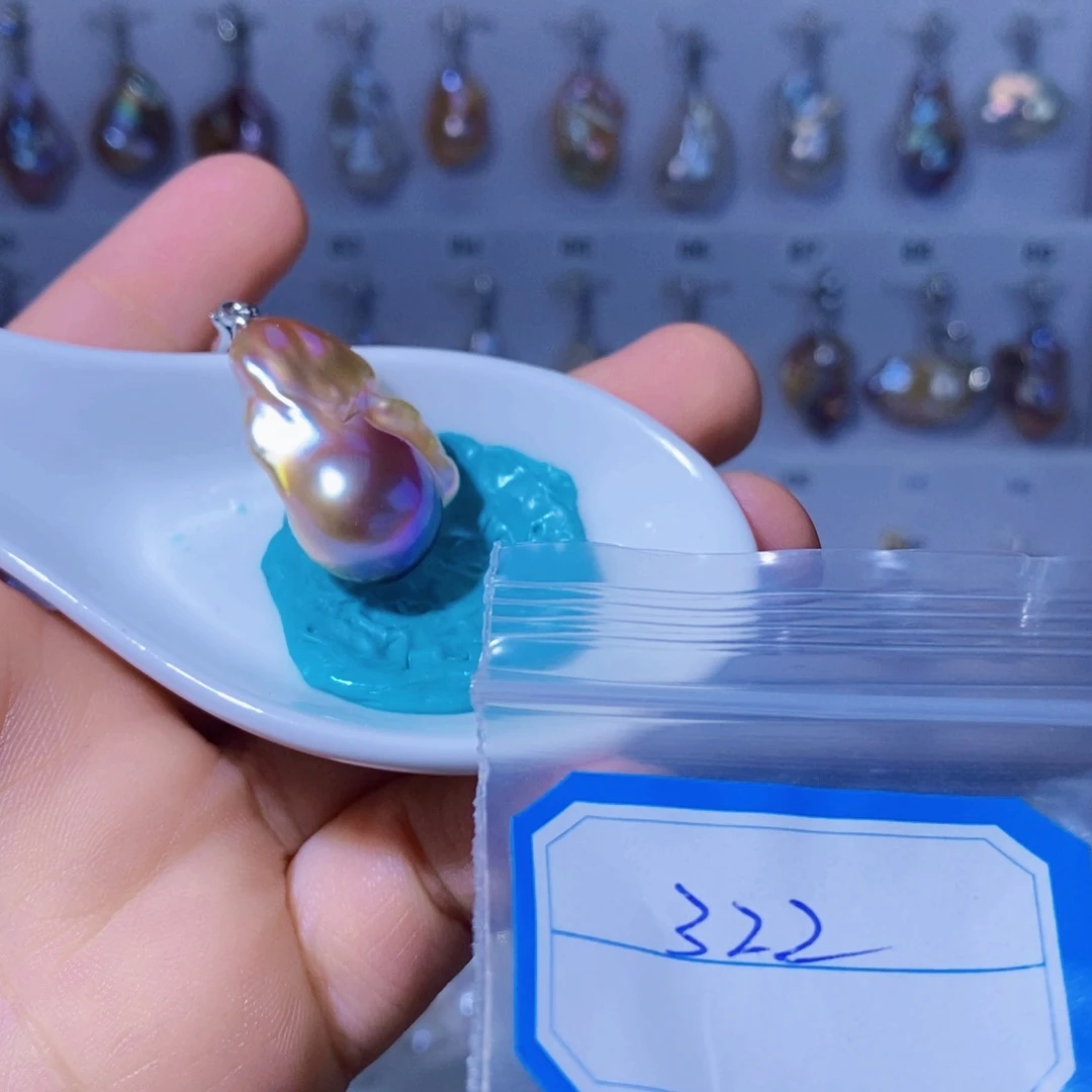 淡水珍珠颈饰合金