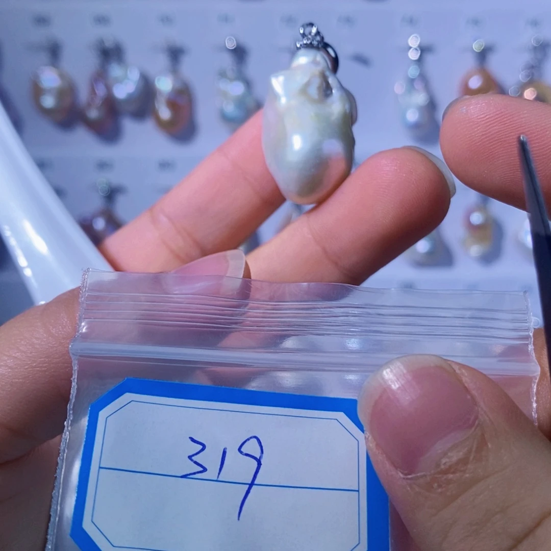 淡水珍珠颈饰合金