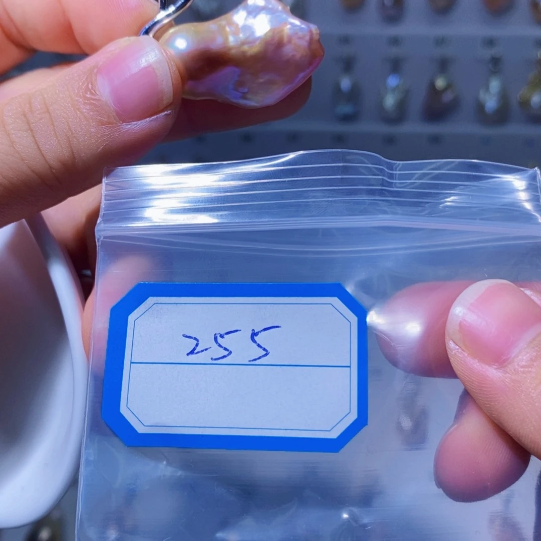 淡水珍珠颈饰合金