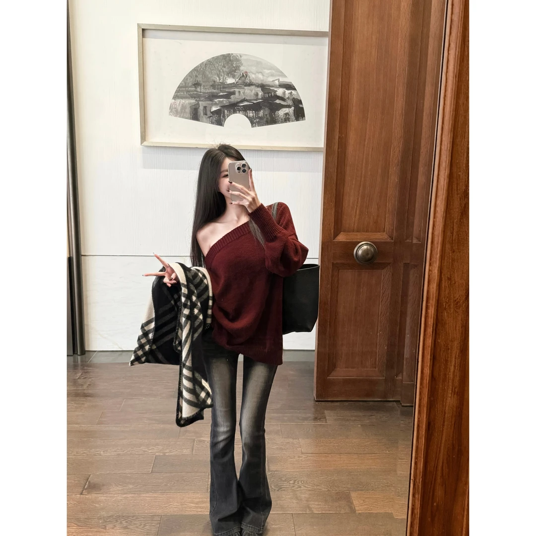 TITI - STUDIO 【慵懒】极简高级复古红色一字肩宽松氛围感斜肩毛衣