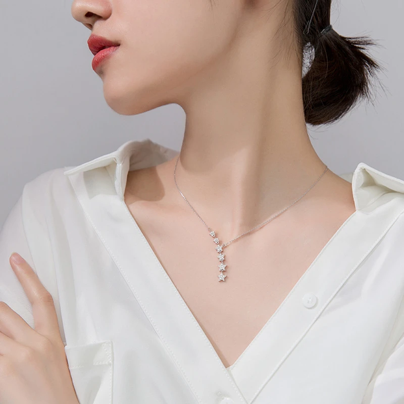 铜合金项链 精致锆石星星吊坠项链女高级感法式锁骨链百搭时尚ins