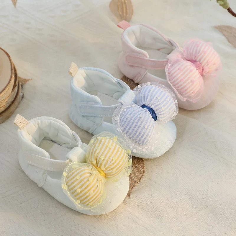 婴儿鞋软底步前鞋女宝宝百天周岁公主鞋一岁外出不掉鞋8-9-12个月