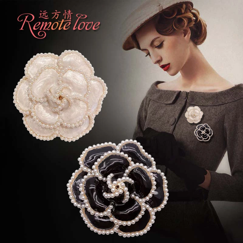 remote love/远方情 锌合金仿珍珠胸针 法式小香风山茶花胸针X64