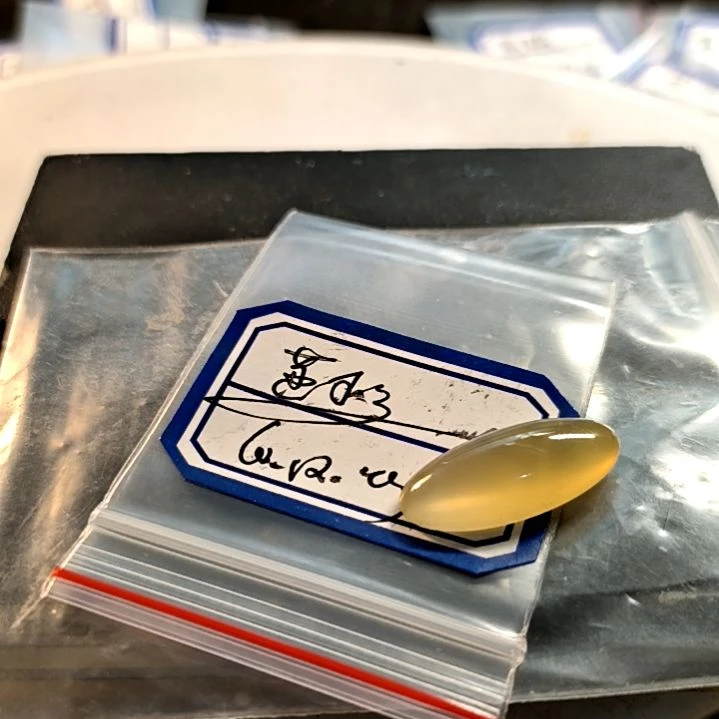 【闪购商品】查罗石戒面未镶嵌菡*