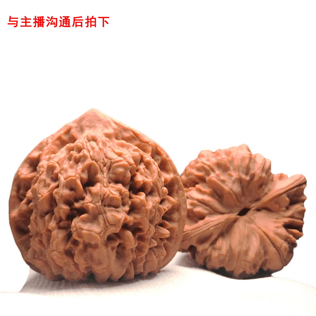 精品文玩好物狮子头虎头满天星官帽天然野生麻核桃手把件一对