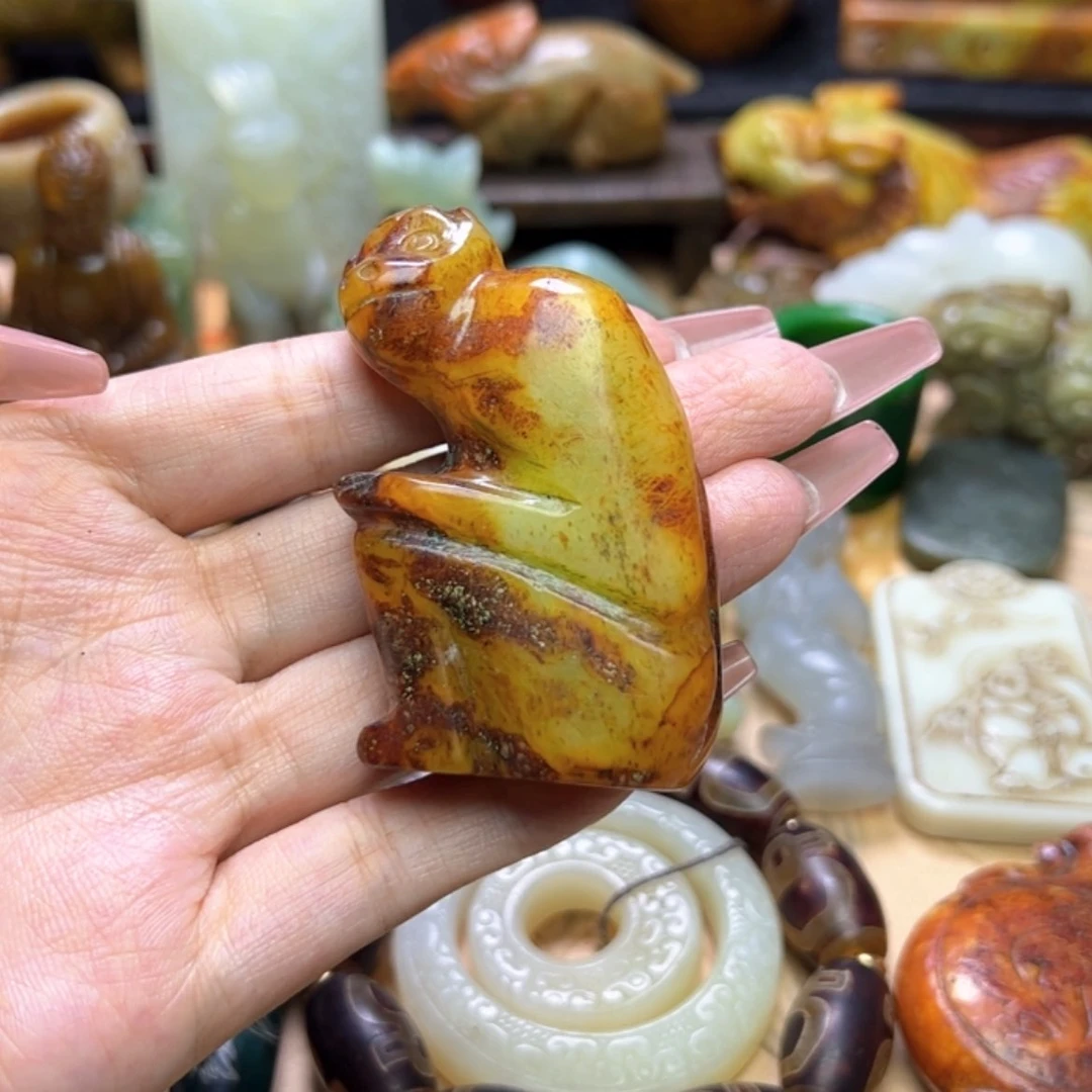 【闪购商品】蛇纹石玉颈饰未镶嵌