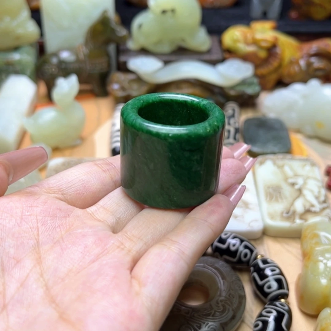 【闪购商品】蛇纹石玉颈饰未镶嵌