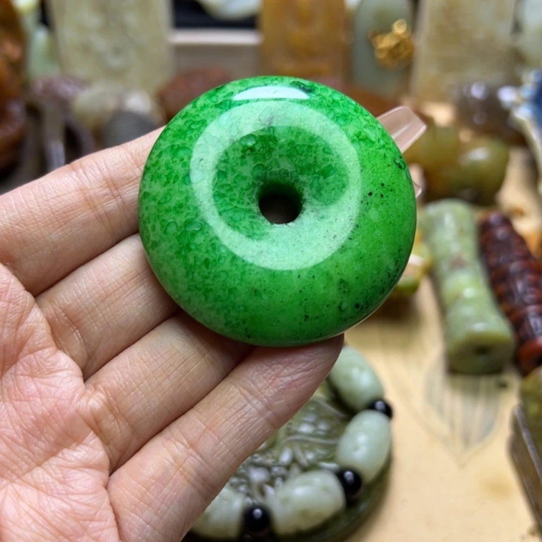 【闪购商品】蛇纹石玉颈饰未镶嵌