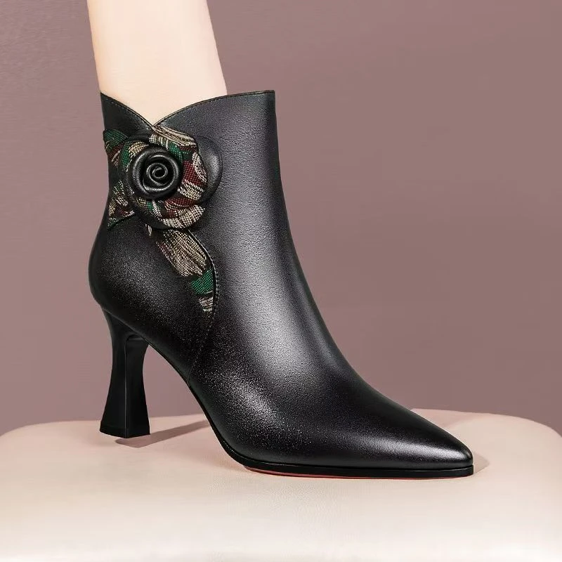 真软皮小香风高跟鞋粗跟短靴女款秋冬季尖头加绒靴子时尚瘦瘦女靴