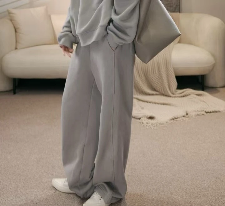 卢尚原创/    侧中分线缩口卫裤241022