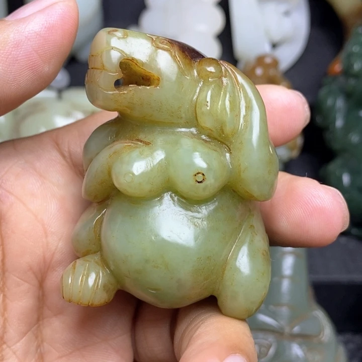 和田玉颈饰未镶嵌