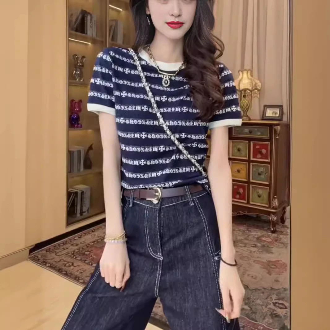 潮牌小众设计感图案短袖T恤女2025夏季新款时尚百搭显瘦圆领上衣