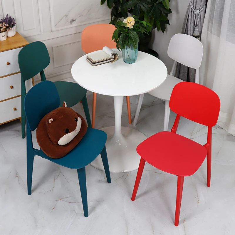 祥兴美北欧塑料椅子靠背餐椅家用简约网红轻奢化妆椅餐桌椅洽谈凳