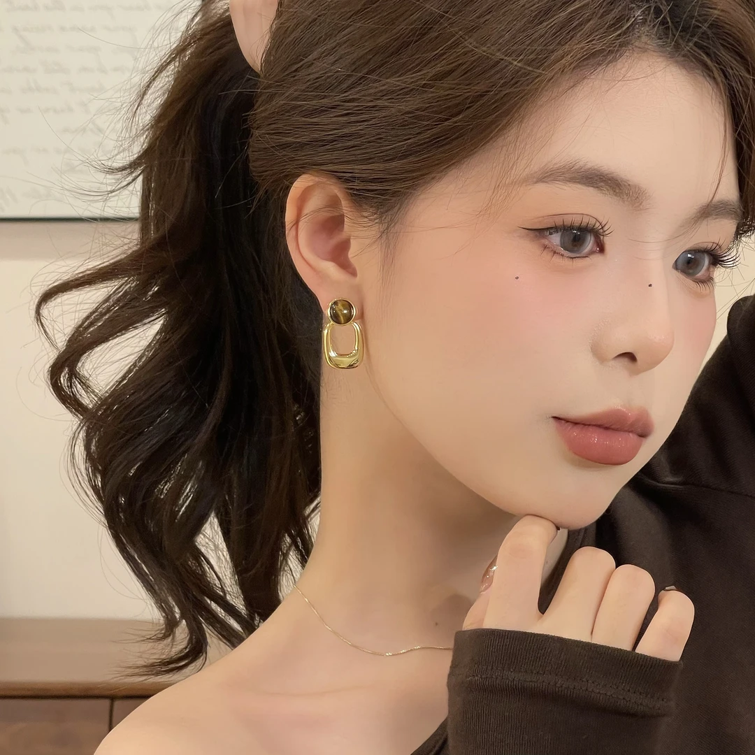 X907狐眼石简约耳钉个性法式气质