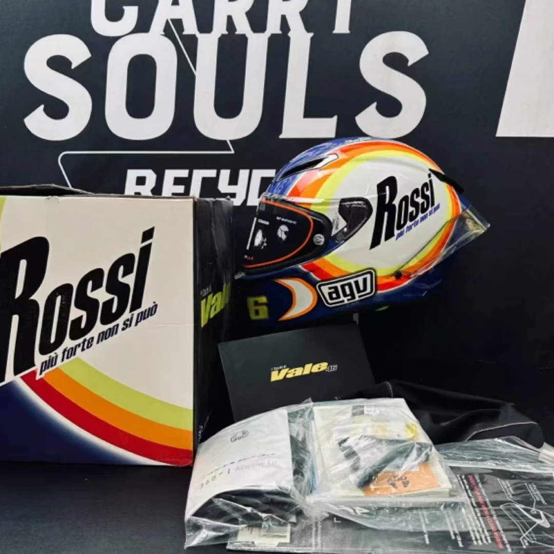 全新AGVpista碳纤维系列意大利赛道头盔
