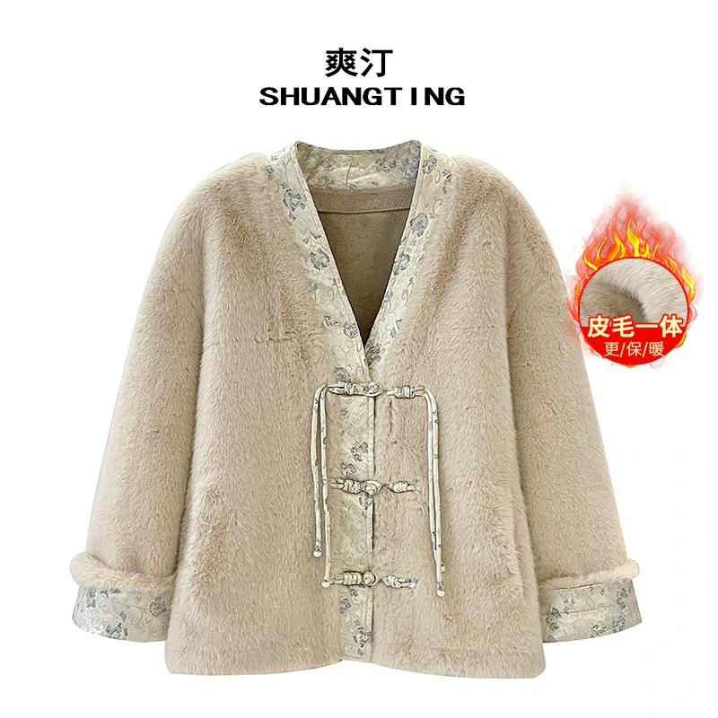 Jokara/丘可儿【念九卿】中式织锦拼接V领加厚外套冬季保暖皮毛一体