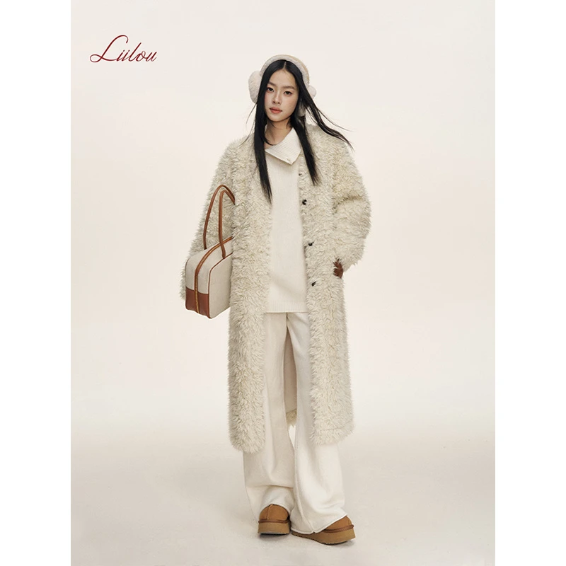 Liilou  极简从绒 满印皮标 V领皮毛一体卷中长款大衣