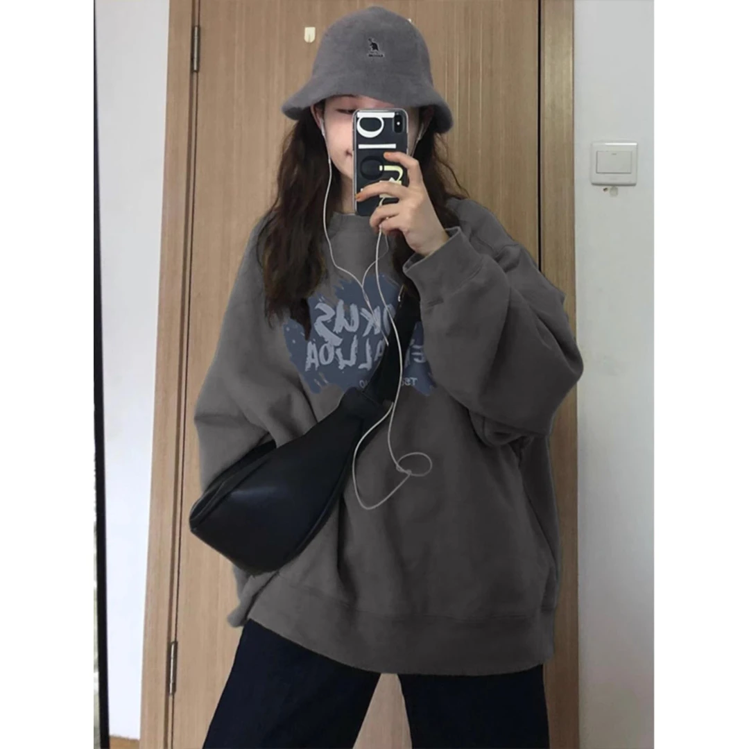 高级感超好看印花圆领套头卫衣女秋冬小个子宽松外穿欧货上衣加绒