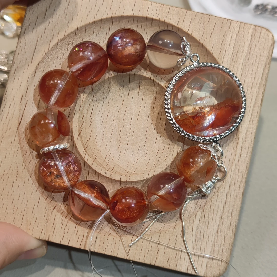 红胶花水晶手串手围13.5cm卡14mm+10颗+顶珠