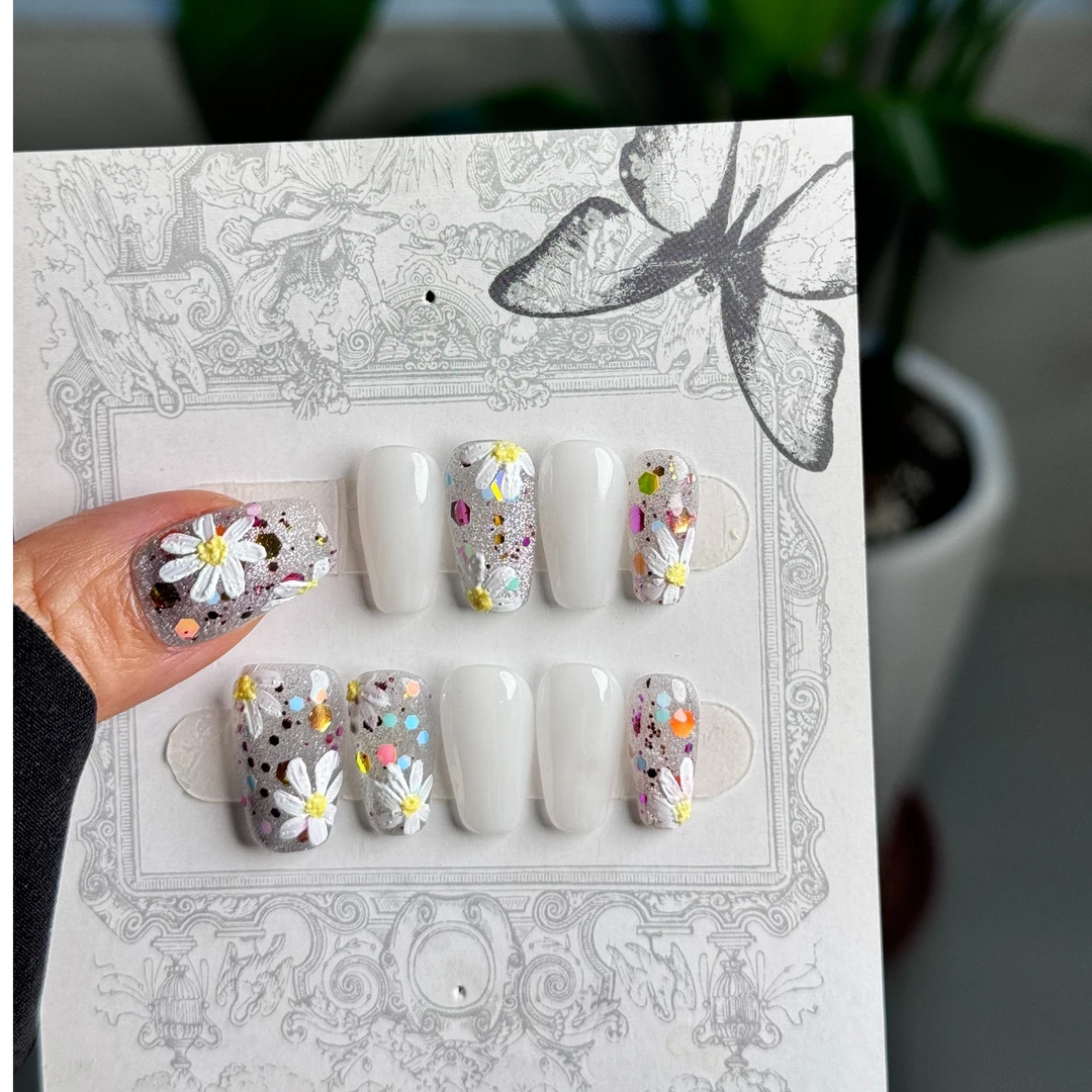 纯手工穿戴甲 白色油画小雏菊