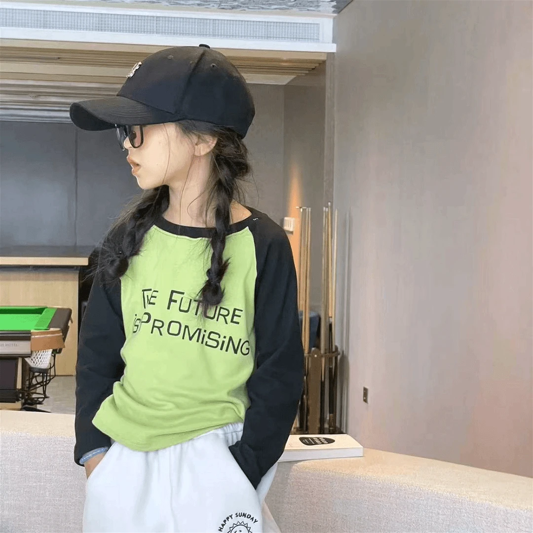 秋冬长袖女宝卫衣长袖时尚休闲百搭宽松双字母长袖拼色潮流