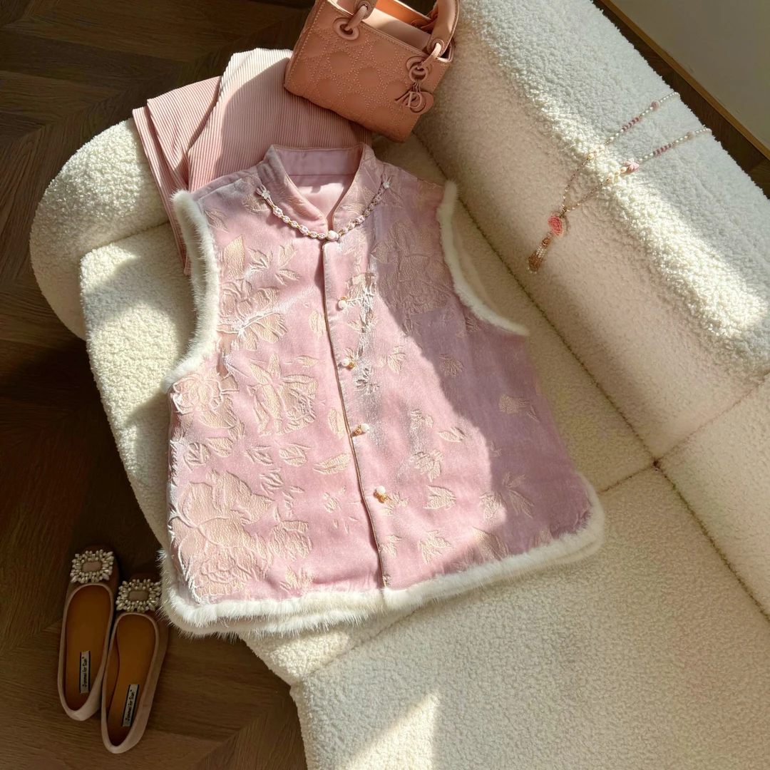 盈盈推荐《桃之妖妖》冬季时尚百搭显瘦中国风桑蚕丝织金棉马夹3385