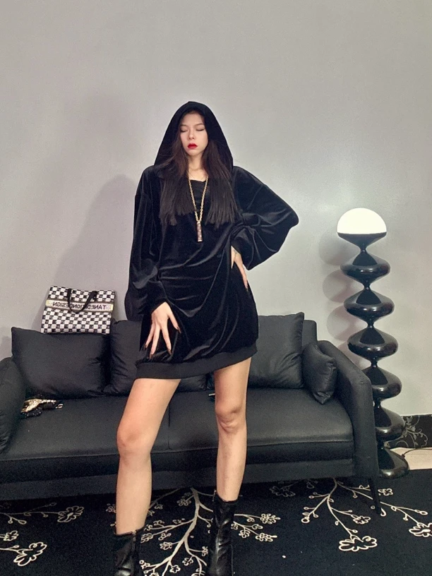 潮钰原创设计帽衫裙秋冬时尚个性修身百搭休闲黑色宽松帽衫裙显瘦