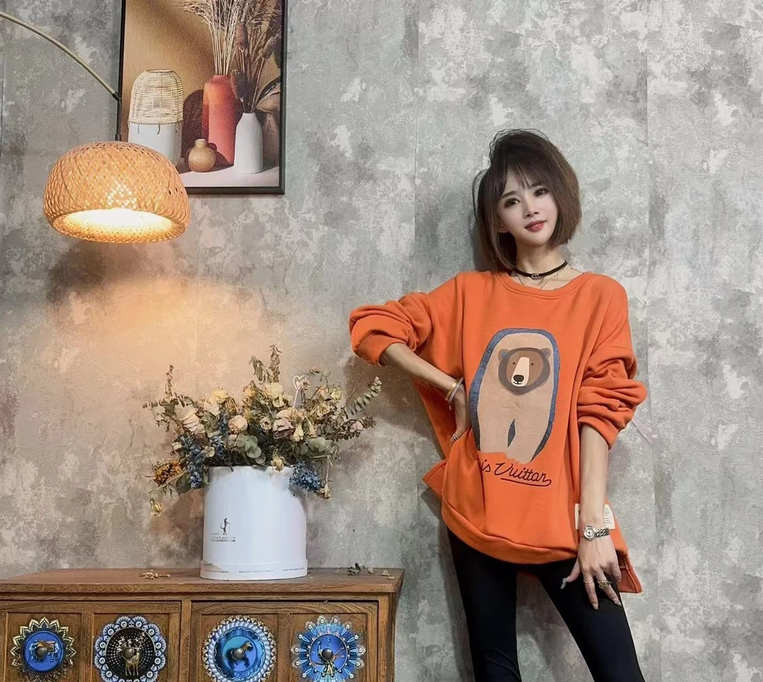 【流浪记】（笑蓝）潮哥家橘色卡通熊圆领卫衣Z273