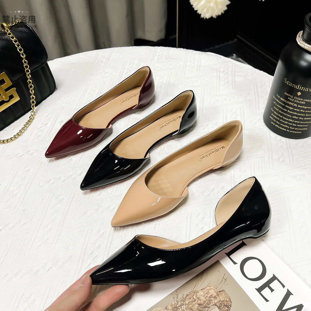 【羊皮】红底尖头浅口平底鞋裸色漆皮气质百搭秋冬穿搭单鞋性感女鞋