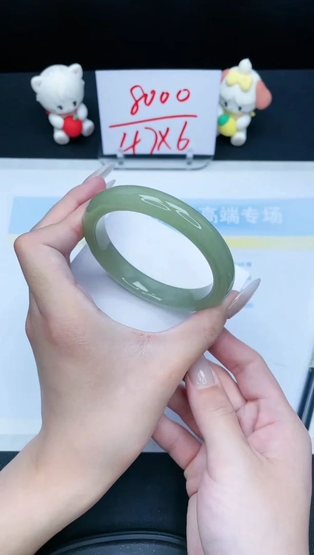 【闪购商品】石英质玉手镯未镶嵌59-61.8