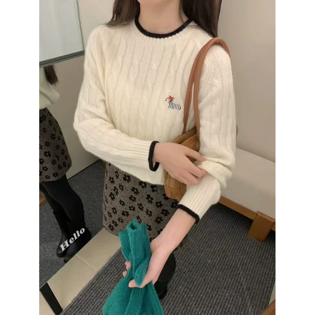 Sheep 韩系纯色刺绣高品毛衫软糯亲肤保暖精致坑条小清新毛衫6829