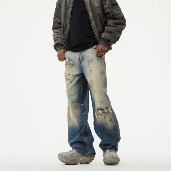 新款男士宽松破洞牛仔裤