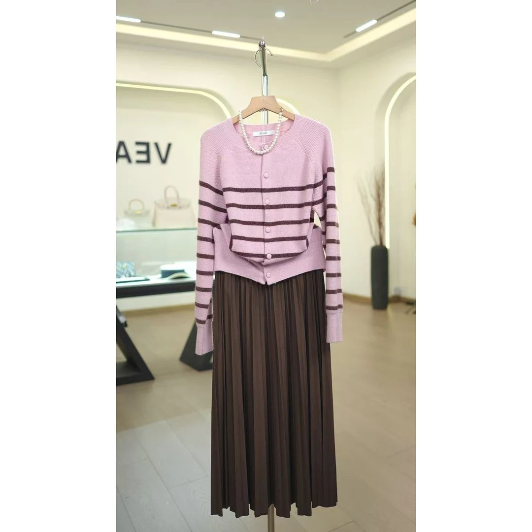 【612套装】薇乐女装小众设计感法式高级感开衫绵羊毛上衣