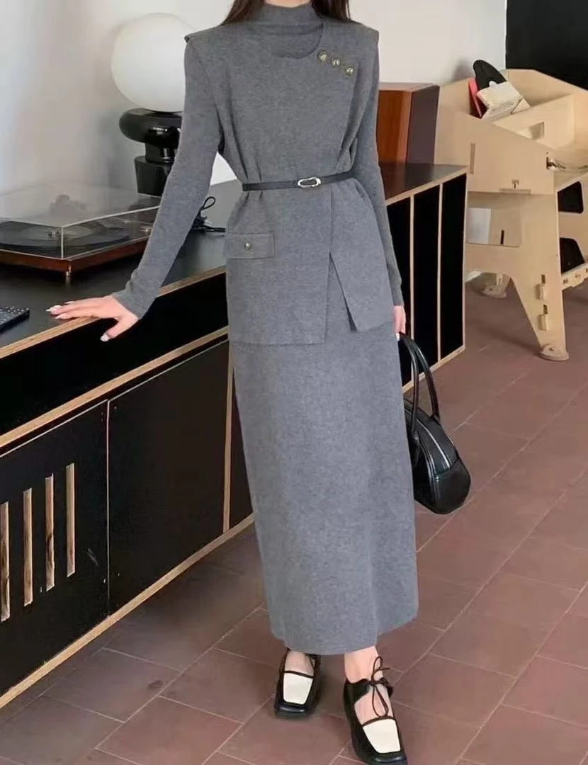 【697套装】半高领国风显瘦不规则中长连衣裙搭马甲两件套