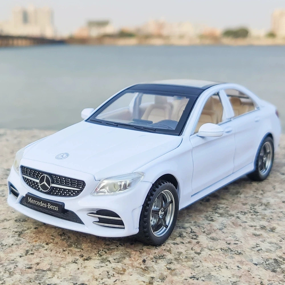 奔驰C260合金车模型仿真汽车模型玩具车1:32精致收藏摆件礼品