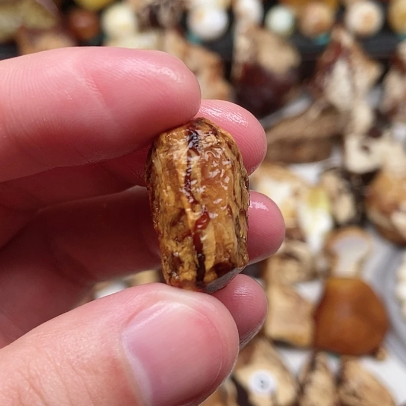 【闪购商品】定制琥珀未镶嵌