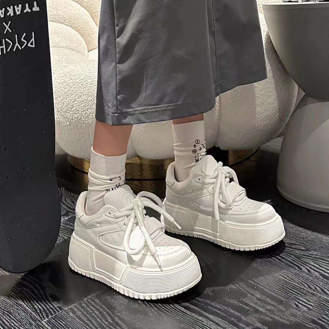 秋冬季回力休闲港风透气小白鞋女春季款松糕厚底增高百搭面包鞋
