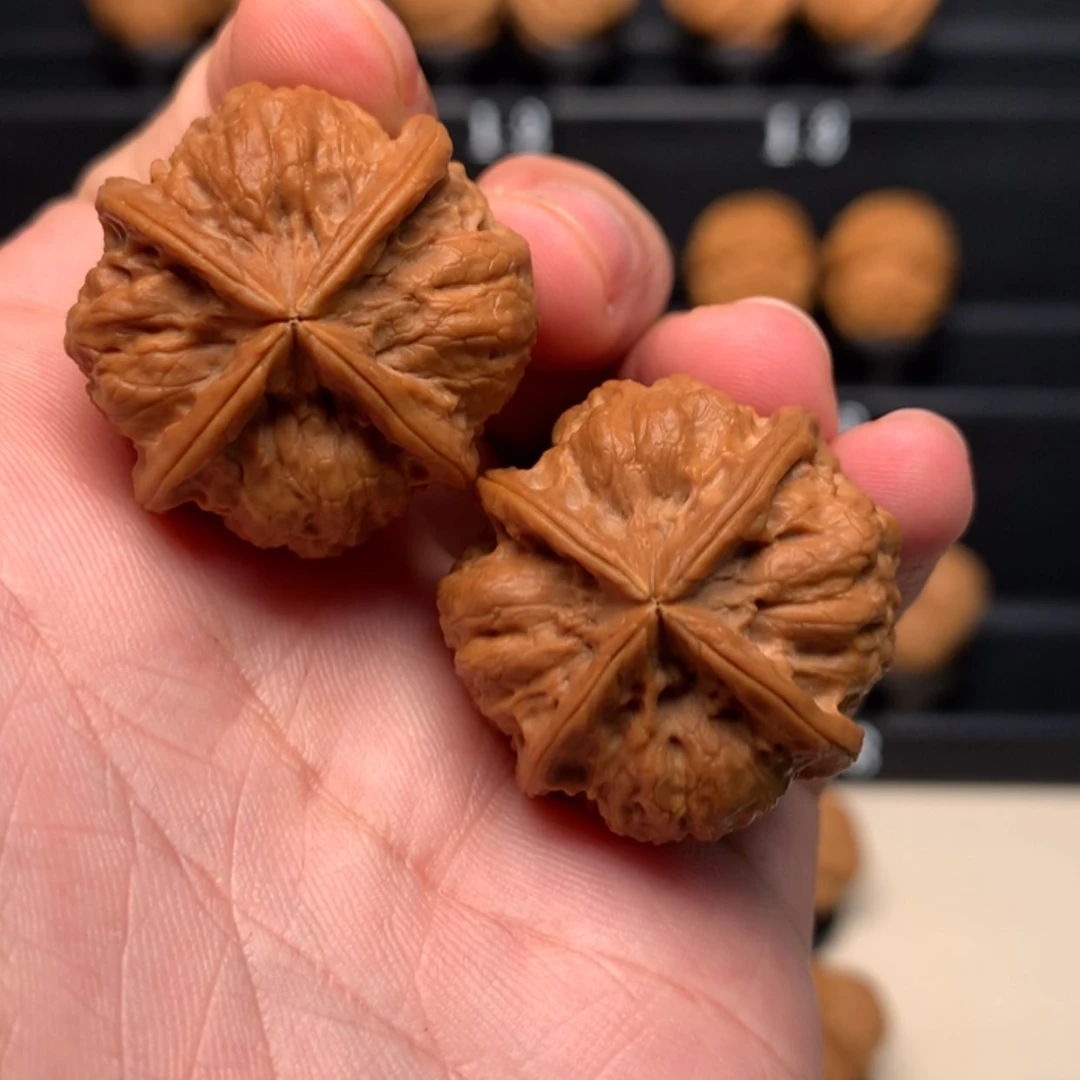 【闪购商品】桃核把件昊*