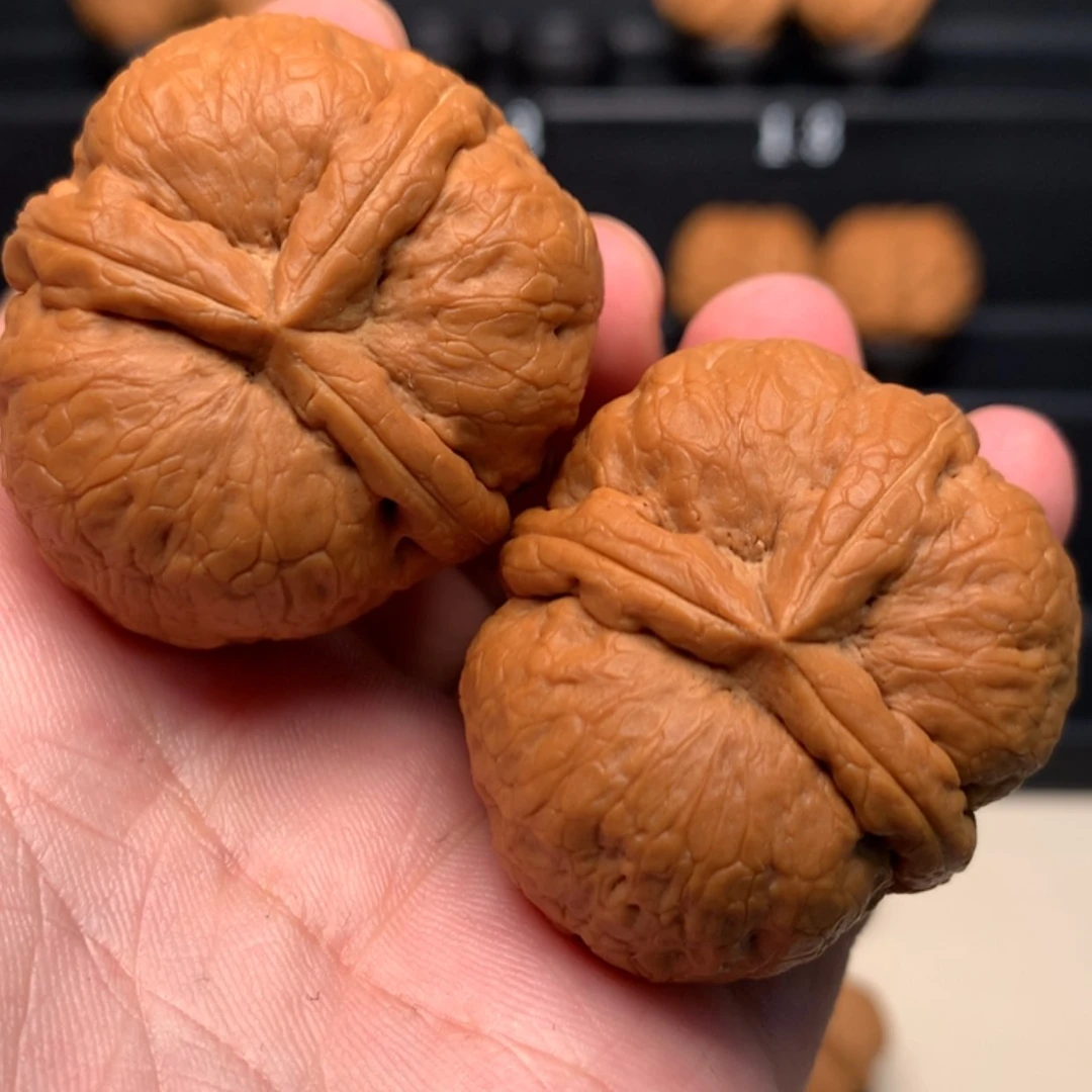 【闪购商品】桃核把件h*
