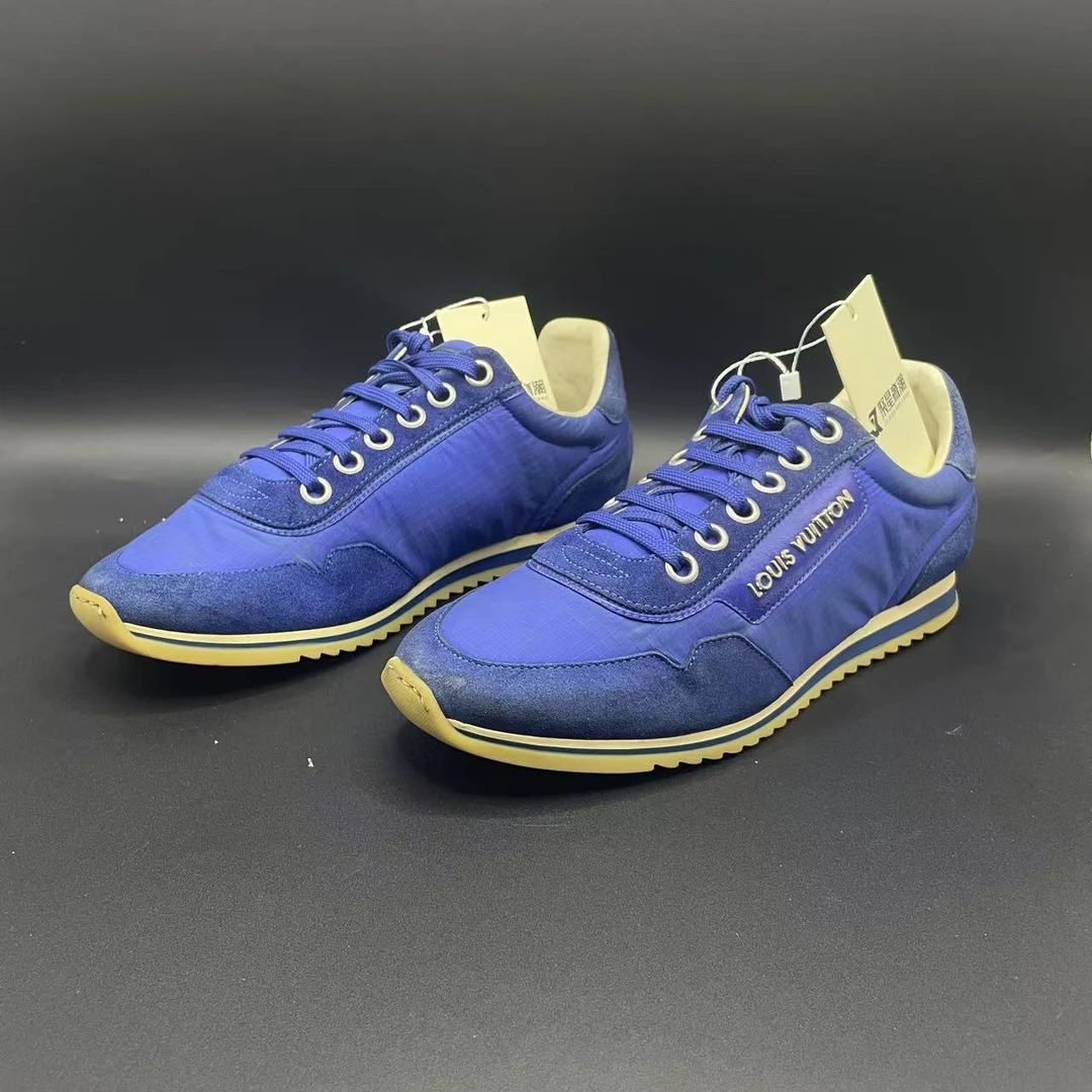【聚星好物】LouisVuitton/路易威登男士舒适时尚板鞋39.5码 cat181