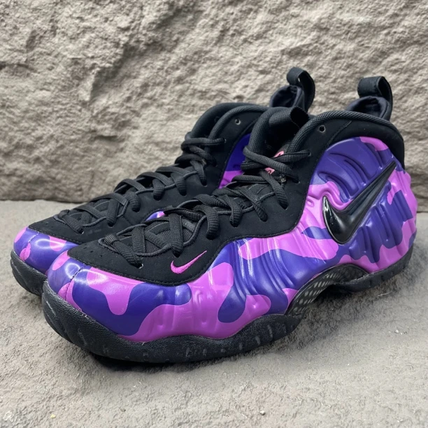 44.5码/市场价1949/Nike Foamposite 紫迷彩喷 篮球鞋 二手无盒