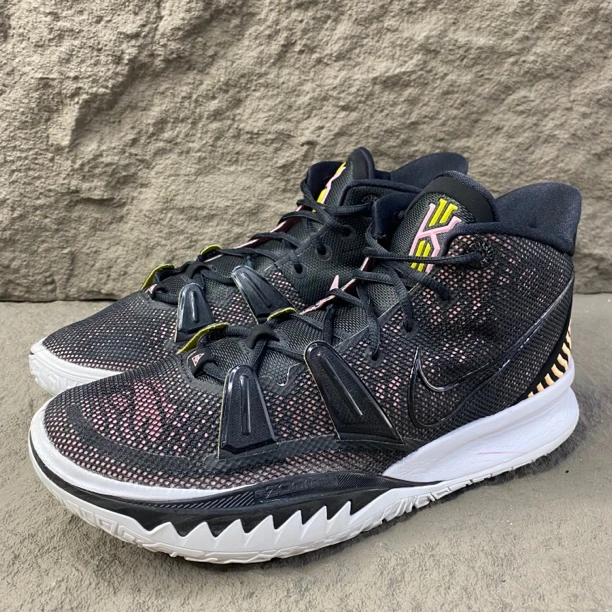 45码/市场价1899/Nike 欧文7 EP 黑金 篮球鞋 二手无盒 无原鞋垫