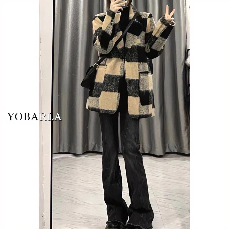 烟灰色微喇牛仔裤女秋冬新款宽松直筒大码胖mm高腰显瘦弹力裤子潮