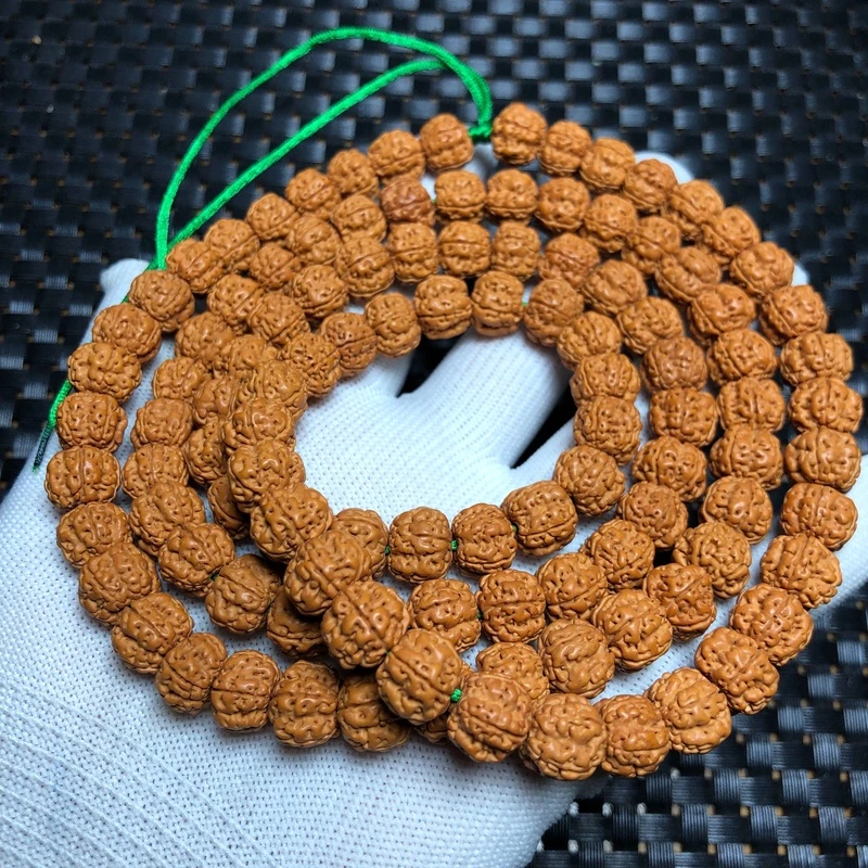 金刚菩提把件0333花王梅花小金刚脖挂红皮红肉10mm左右深度清理