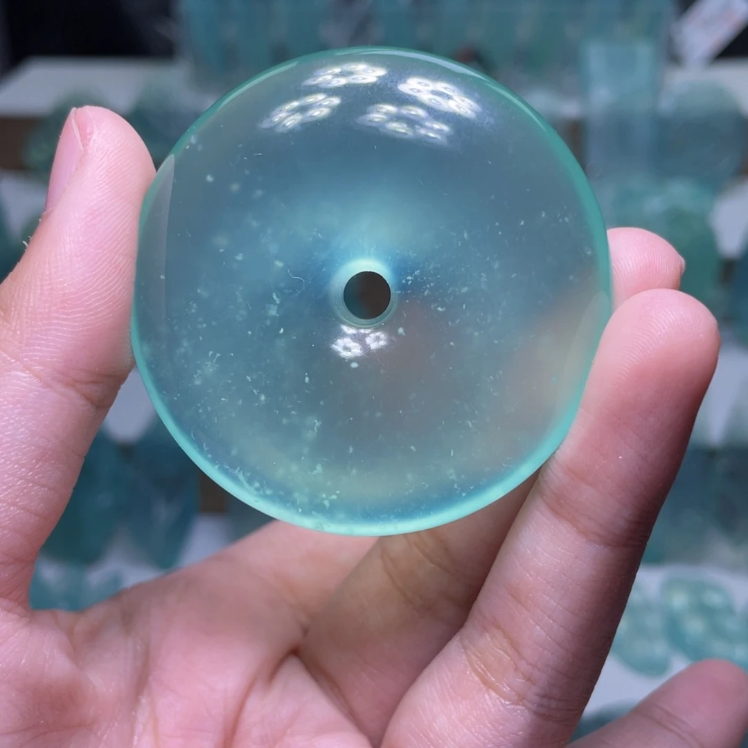 蛇纹石玉颈饰未镶嵌涛