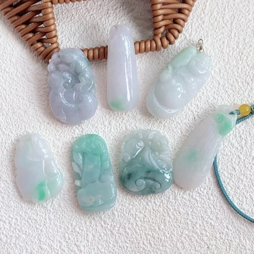 （多样性发货）缅甸翡翠玉石精雕吊坠大气绿色黄翡南挂件毛衣挂件