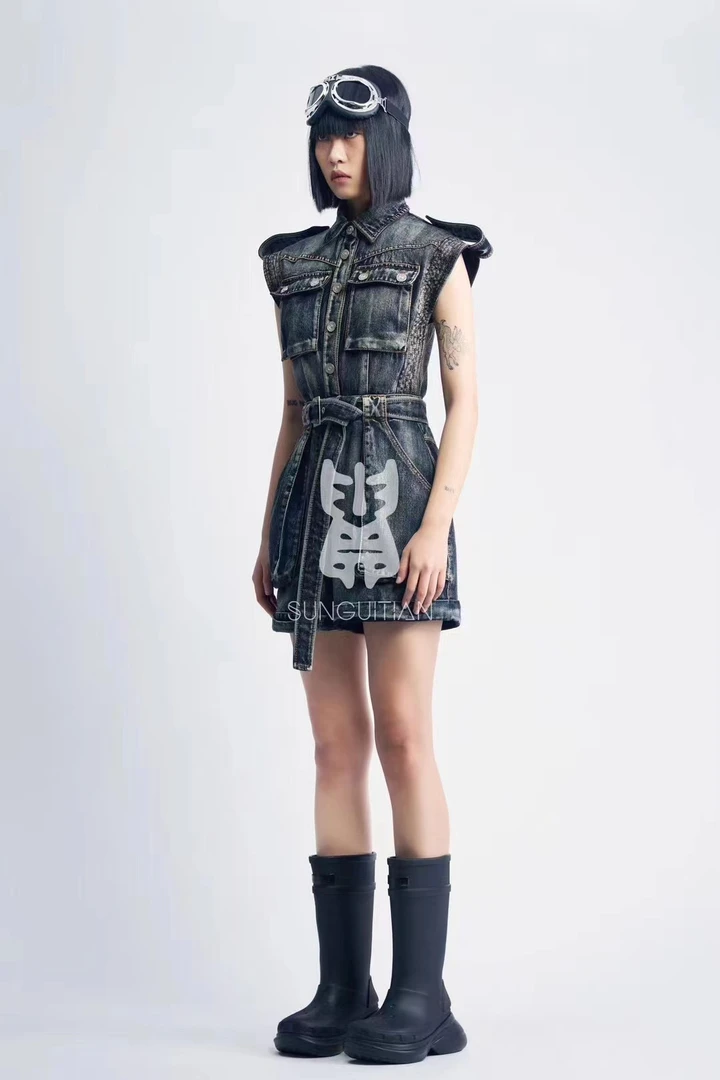 肯逊KENSUBN设计款连体套装