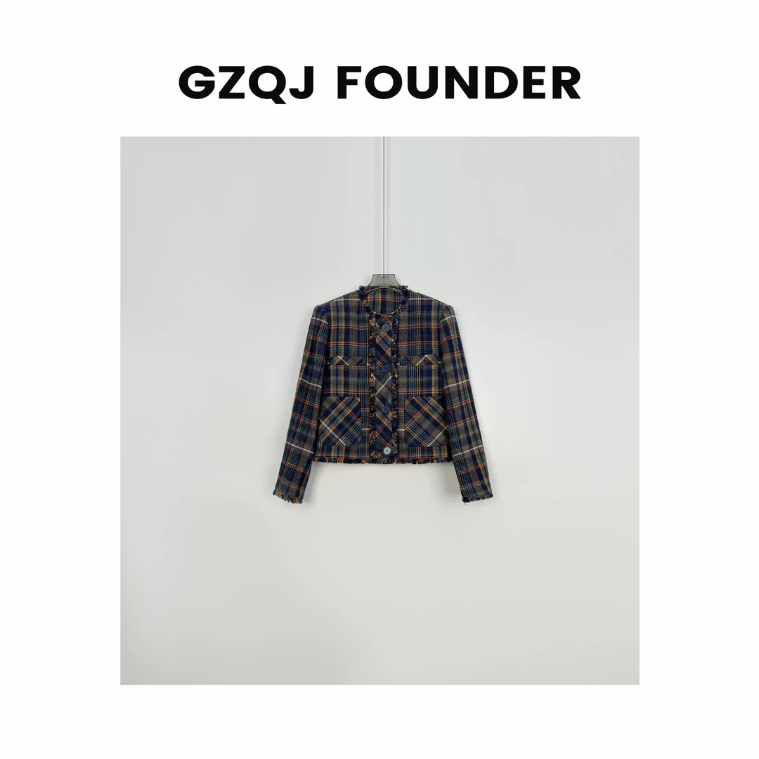 广州琴姐【别具一格】优雅名媛时尚格子女士小香外套冬23922