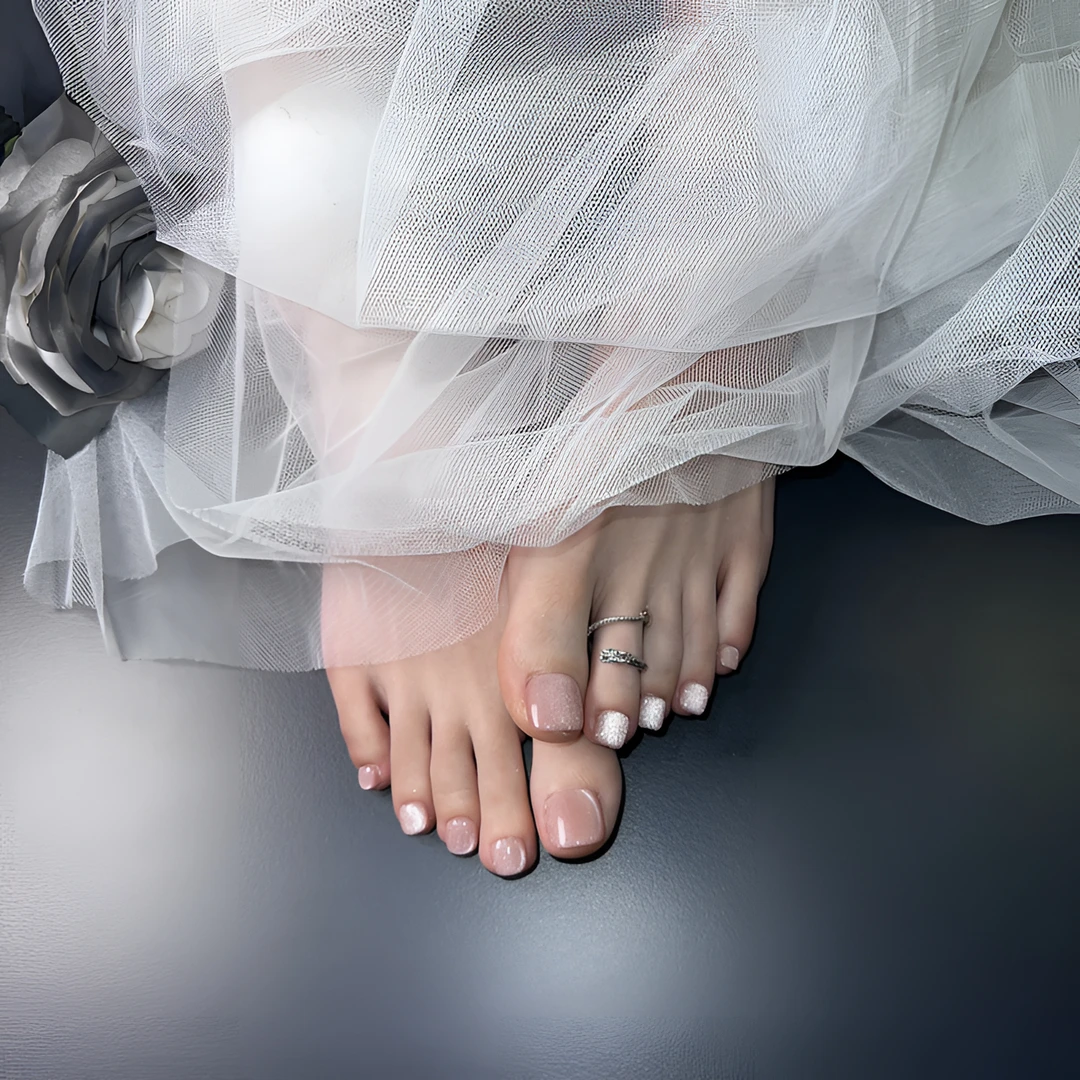【荔枝】手工穿戴甲裸粉时尚可爱冰透美甲脚甲白色裸色简约ins风